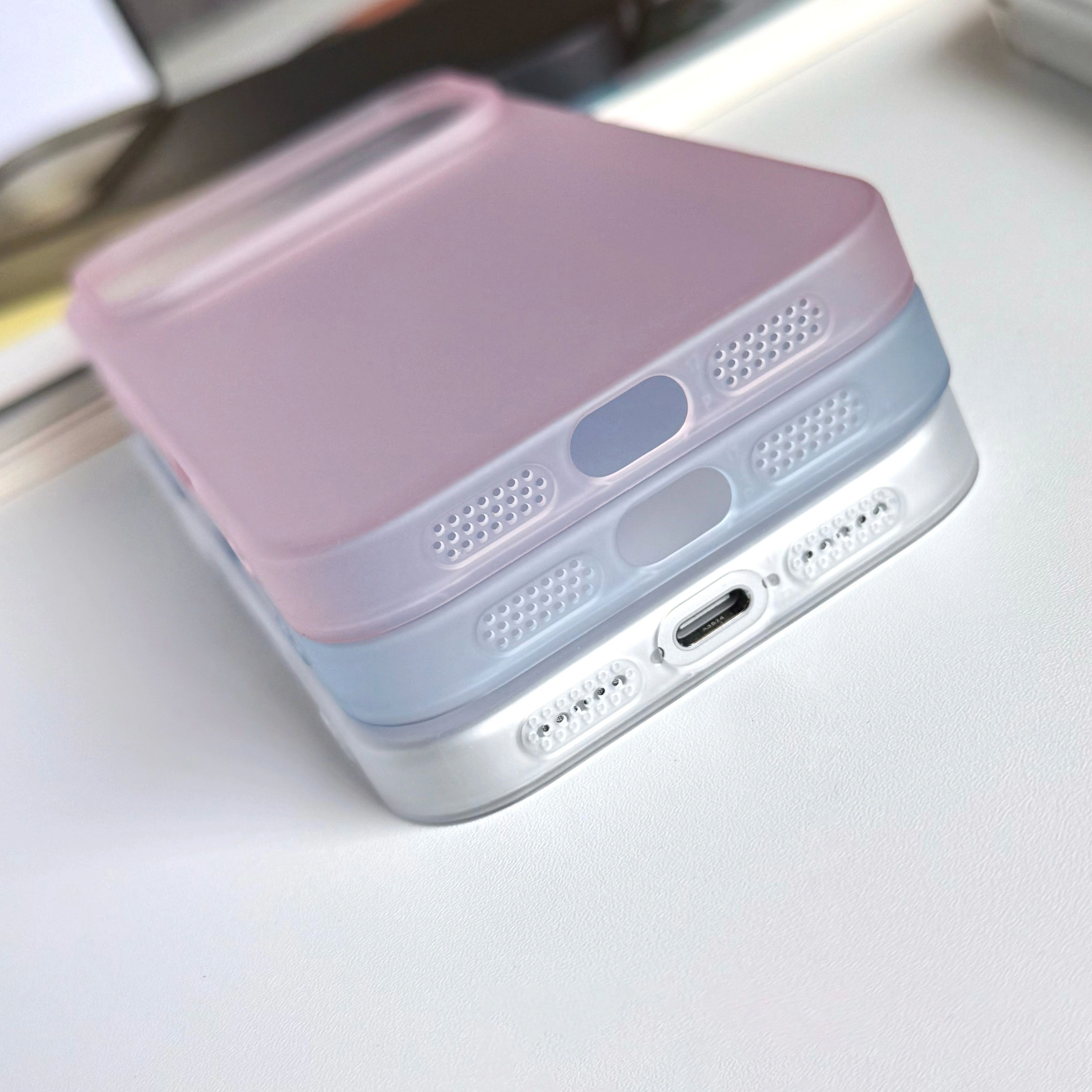 Ultra Thin Translucent Frosted - Matte Frosted Case incelemesi ve fiyatı